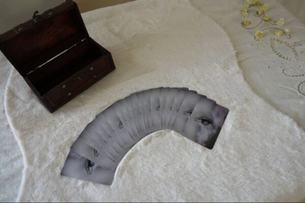 chest-and-cards (1)